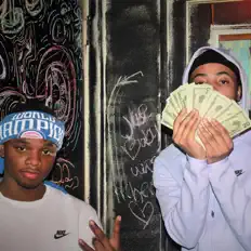 2easyboyz सुनें, म्यूज़िक वीडियो देखें, बायो पढ़ें, दौरे की तारीखें और बहुत कुछ देखें!