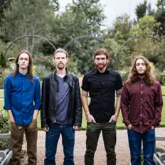 Anamorphを聴いたり、ミュージックビデオを鑑賞したり、経歴やツアー日程などを確認したりしましょう！