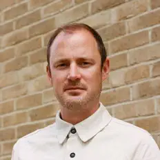 Sean Brosnan을(를) 듣고, 뮤직 비디오를 보고, 약력을 읽고, 투어 일정 등을 확인하세요!