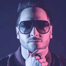 Dengarkan Jay Chris, tonton video musik, baca bio, lihat tanggal tur & lainnya!