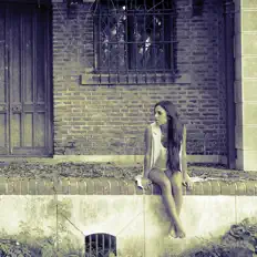 Listen to Sarah Menescal, watch music videos, read bio, see tour dates & more!
