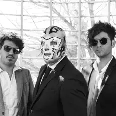 Escucha a Huge the Cara, mira vídeos musicales, lee la biografía, consulta fechas de giras y mucho más.