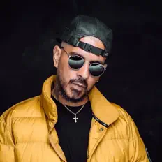 Écoutez Auudi, regardez des vidéoclips, lisez la biographie, consultez les dates de tournée et plus encore !