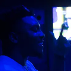 Dengarkan FreeWorld $onny, tonton video musik, baca bio, lihat tanggal tur & lainnya!