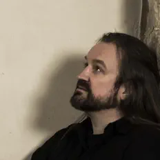 Dengarkan Damian Wilson, tonton video musik, baca bio, lihat tanggal tur & lainnya!