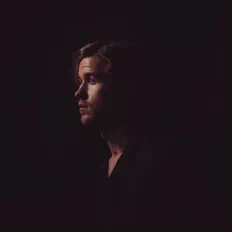 Écoutez WILLKES, regardez des vidéoclips, lisez la biographie, consultez les dates de tournée et plus encore !