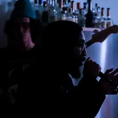 Listen to Da'Ryyn, watch music videos, read bio, see tour dates & more!