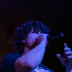 Ouve Jay Machiavelli, vê vídeos de música, lê a biografia, vê as datas da digressão e muito mais!