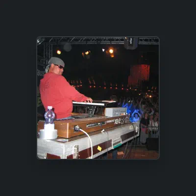 Listen to Hillers Corner, watch music videos, read bio, see tour dates & more!