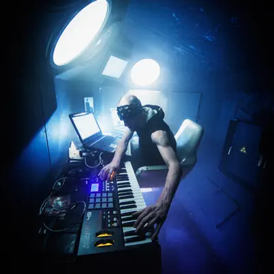 Listen to Heimkind, watch music videos, read bio, see tour dates & more!