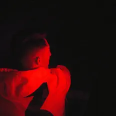 Dengarkan Evan, tonton video musik, baca bio, lihat tanggal tur & lainnya!