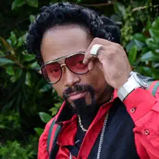 Listen to Natalac, watch music videos, read bio, see tour dates & more!