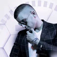 Dengarkan Marko Vanilla, tonton video musik, baca bio, lihat tanggal tur & lainnya!
