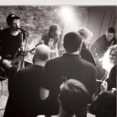 Dengarkan Superhuman Like Brando, tonton video musik, baca bio, lihat tanggal tur & lainnya!