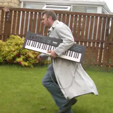 Tony Hunter सुनें, म्यूज़िक वीडियो देखें, बायो पढ़ें, दौरे की तारीखें और बहुत कुछ देखें!