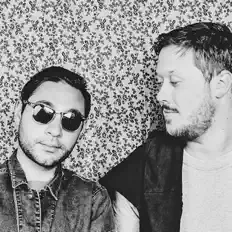 收听 Nile Waters、观看音乐视频、阅读小传、查看巡演日期等 ！