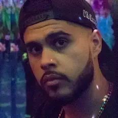 64 Playzを聴いたり、ミュージックビデオを鑑賞したり、経歴やツアー日程などを確認したりしましょう！