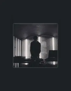 聆聽 Vike、觀看音樂影片、閱讀小傳、查看巡演日期等！