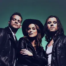 Listen to Fórmula Abierta, watch music videos, read bio, see tour dates & more!
