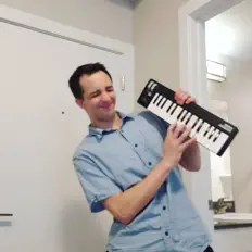 Ouça HIIMFOCUS, assista a videoclipes, leia a biografia, veja as datas das turnês e mais!