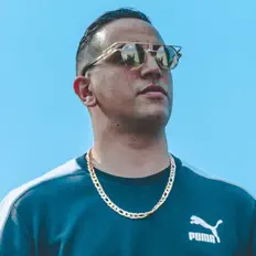 Listen to Oualid, watch music videos, read bio, see tour dates & more!