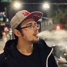 Ascolta MVG, guarda video musicali, leggi la biografia, vedi le date del tour & altro!