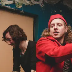 Ascolta Drooligan, guarda video musicali, leggi la biografia, vedi le date del tour & altro!