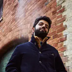 Ouve Riaz Ahmad, vê vídeos de música, lê a biografia, vê as datas da digressão e muito mais!