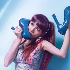 Ouça Rheason, assista a videoclipes, leia a biografia, veja as datas das turnês e mais!