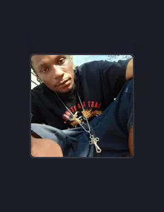 Ouve Half Head, vê vídeos de música, lê a biografia, vê as datas da digressão e muito mais!