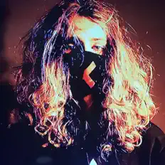 Luister naar Pink $lip, bekijk muziekvideo's, lees de bio, bekijk de tourdata, en meer!