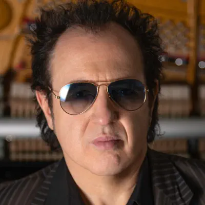 Listen to Lloyd Landesman, watch music videos, read bio, see tour dates & more!