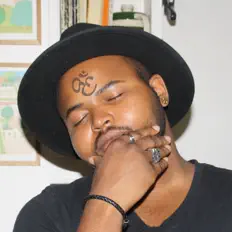 Luister naar Lykke Buddha, bekijk muziekvideo's, lees de bio, bekijk de tourdata, en meer!