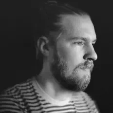 Archie McCallum dinle, müzik videolarını izle, biyografisini oku, tur tarihlerini ve daha fazlasını gör!