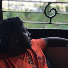 Dengarkan M. Bills, tonton video musik, baca bio, lihat tanggal tur & lainnya!