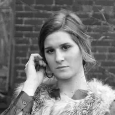 Escucha a Victoria Day, mira vídeos musicales, lee la biografía, consulta fechas de giras y mucho más.
