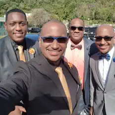 Ouça St Hilaire Brothers, assista a videoclipes, leia a biografia, veja as datas das turnês e mais!