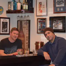 Dengarkan View19, tonton video musik, baca bio, lihat tanggal tur & lainnya!