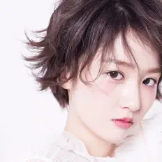 Listen to 小越女, watch music videos, read bio, see tour dates & more!