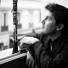 Escucha a Julien Chabod, mira videos musicales, lee su biografía, consulta las fechas de las gira y más.