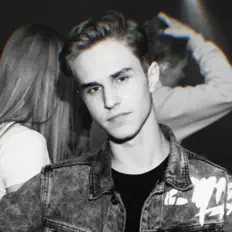 Listen to YN MAYER, watch music videos, read bio, see tour dates & more!