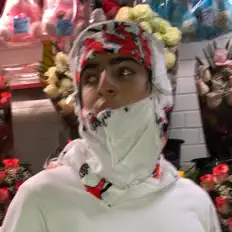 Ascolta phonecase greg, guarda video musicali, leggi la biografia, vedi le date del tour & altro!