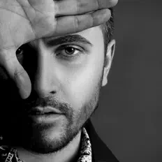 Escucha a Arthur Hils, mira vídeos musicales, lee la biografía, consulta fechas de giras y mucho más.