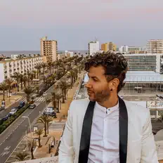 Écoutez Eddy Oliveros, regardez des vidéoclips, lisez la biographie, consultez les dates de tournée et plus encore !