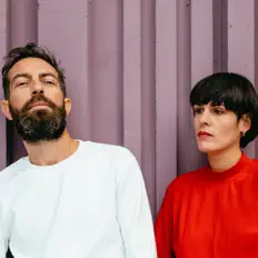 Ακούστε περιεχόμενο από Després, παρακολουθήστε μουσικά βίντεο, διαβάστε το βιογραφικό, δείτε ημερομηνίες περιοδείας, και πολλά ακόμη!