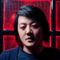 聆聽 Ed Lee、觀看音樂影片、閱讀小傳、查看巡演日期等！