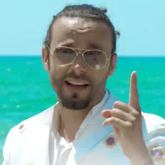 Luister naar Young Zerka, bekijk muziekvideo's, lees de bio, bekijk de tourdata, en meer!