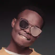 Escucha a 9INETY 9INE, mira videos musicales, lee su biografía, consulta las fechas de las gira y más.