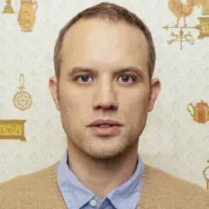 Listen to Gavin Castleton, watch music videos, read bio, see tour dates & more!