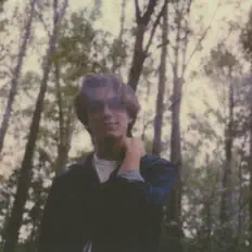 Drake Piacineを聴いたり、ミュージックビデオを鑑賞したり、経歴やツアー日程などを確認したりしましょう！